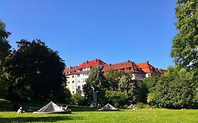 Zimmer Mit Parkblick